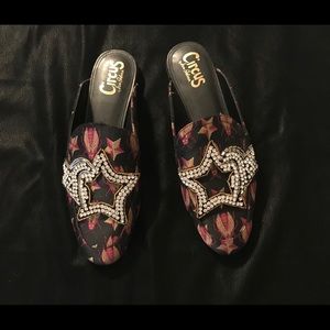 Circus by Sam Edelman Slides